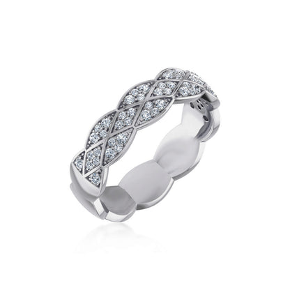 Elegant 14K white gold diamond couple band featuring a twisted design with sparkling diamonds
